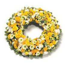 Wreath Leaf Edging Yellow and White